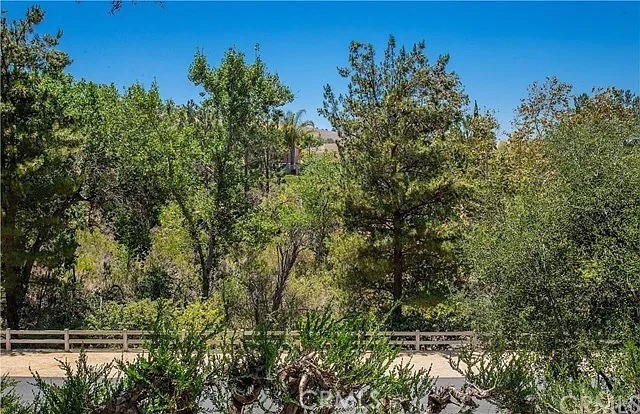 Detail Gallery Image 21 of 32 For 823 S Parkglen Pl, Anaheim Hills,  CA 92808 - 4 Beds | 3/1 Baths
