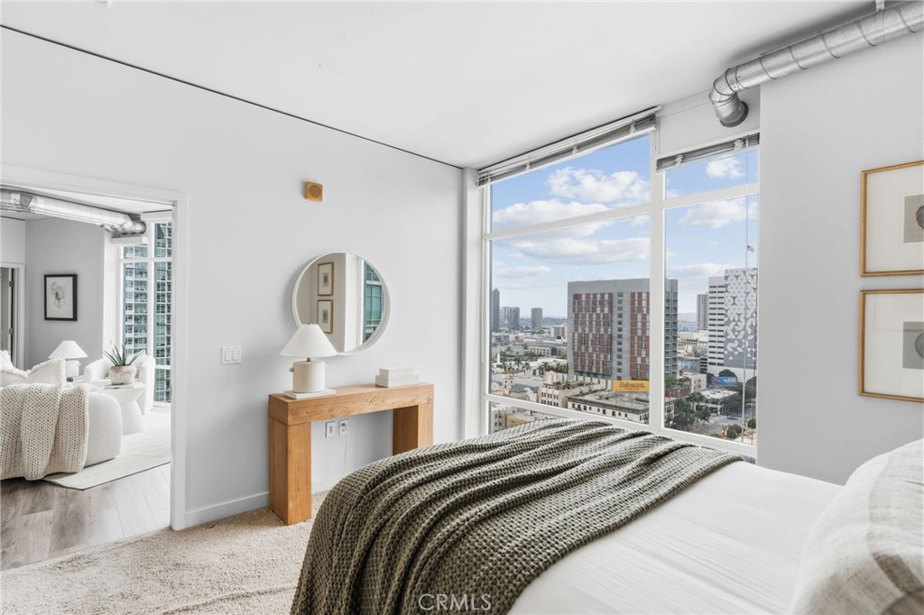 1080 Park Blvd - photo 2