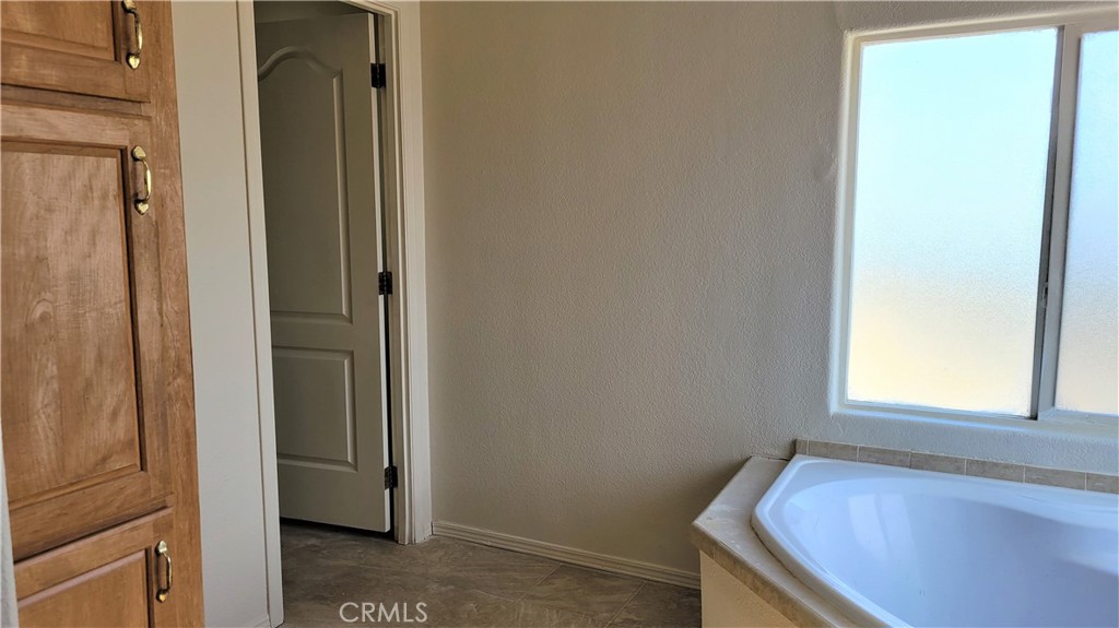 61833 High Country Trail