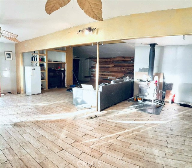 Detail Gallery Image 4 of 11 For 3891 Sunset, Lucerne,  CA 95458 - 3 Beds | 2 Baths