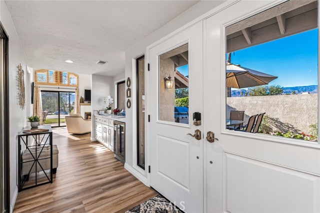 15 Marbella Lane, Palm Desert CA: https://media.crmls.org/medias/4c72c72a-a6ff-45b3-9977-9356287ceeb4.jpg