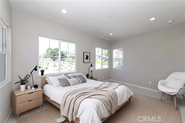 Detail Gallery Image 19 of 40 For 6520 Canyon Oaks Dr, Simi Valley,  CA 93063 - 4 Beds | 3/1 Baths