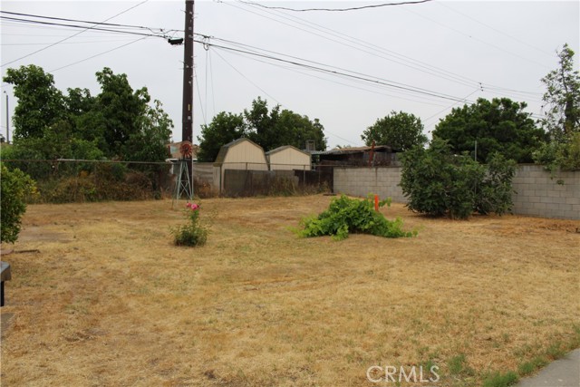 14430 Dinard Avenue, Norwalk CA: https://media.crmls.org/medias/4c730515-8105-445c-befb-2b418bb69fda.jpg