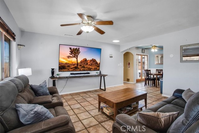 Detail Gallery Image 5 of 49 For 72065 Cactus Dr, Twentynine Palms,  CA 92277 - 3 Beds | 2 Baths