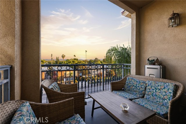 2 Bed Home for Sale in Van Nuys, California