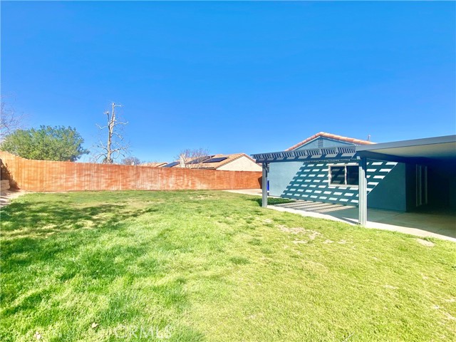 Detail Gallery Image 32 of 35 For 12654 Jade Road, Victorville,  CA 92392 - 4 Beds | 2 Baths