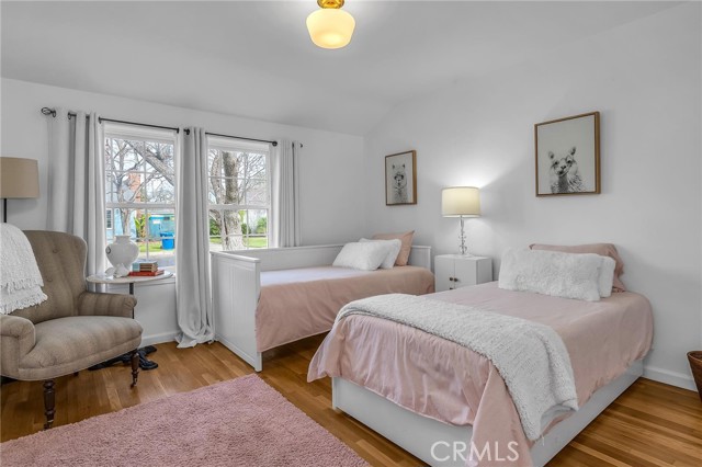 Detail Gallery Image 9 of 15 For 13958 Morrison St, Sherman Oaks,  CA 91423 - 3 Beds | 1 Baths