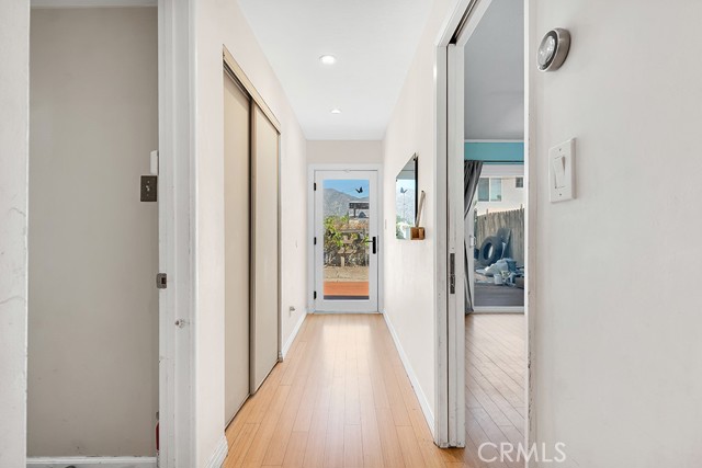 Detail Gallery Image 23 of 31 For 10549 Mcclemont Ave, Tujunga,  CA 91042 - 4 Beds | 2 Baths