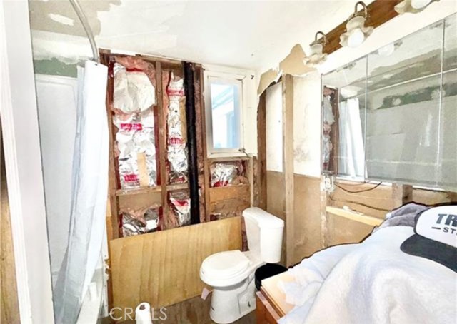 Detail Gallery Image 31 of 33 For 82489 3rd St, Trona,  CA 93562 - 6 Beds | 3 Baths