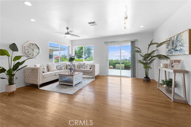 Detail Gallery Image 11 of 36 For 1003 Langley Way, Monterey Park,  CA 91755 - 3 Beds | 2 Baths