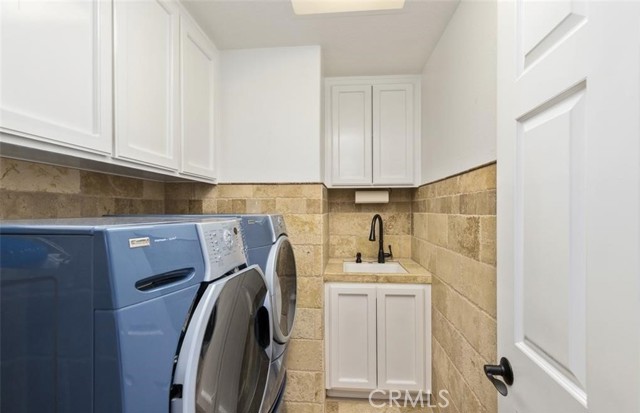 Detail Gallery Image 18 of 45 For 14 Dover, Rancho Santa Margarita,  CA 92679 - 4 Beds | 4/1 Baths