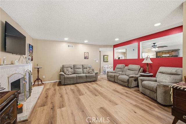 856 Moffatt Circle photo 8