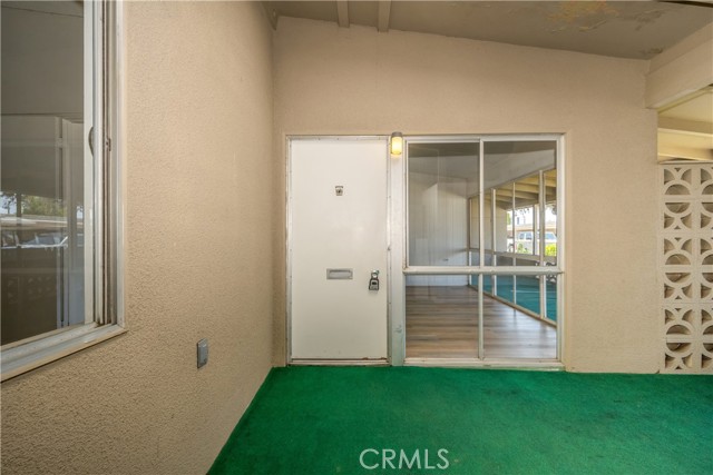 13341 St Andrews Drive, Seal Beach CA: https://media.crmls.org/medias/4c78d4d5-9ea3-4721-8e7b-044b9adc5c0e.jpg