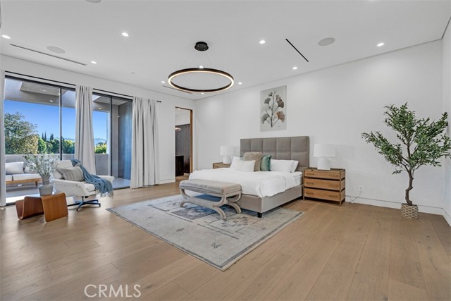 Detail Gallery Image 28 of 50 For 13016 Chandler, Sherman Oaks,  CA 91401 - 6 Beds | 6/1 Baths