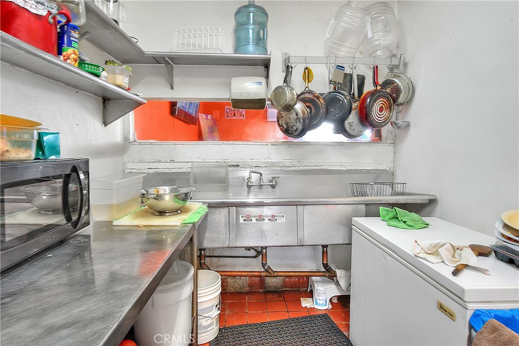 4C7A7D31 E8C9 4336 B460 7D79A2F1F3Fe 1610 S Standard Avenue, Santa Ana, Ca 92707 &Lt;Span Style='BackgroundColor:transparent;Padding:0Px;'&Gt; &Lt;Small&Gt; &Lt;I&Gt; &Lt;/I&Gt; &Lt;/Small&Gt;&Lt;/Span&Gt;