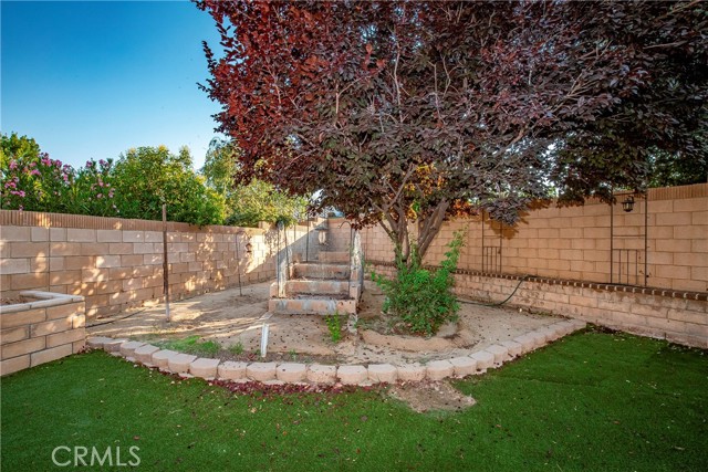 Detail Gallery Image 44 of 53 For 43635 Castle Cir, Lancaster,  CA 93535 - 5 Beds | 3 Baths