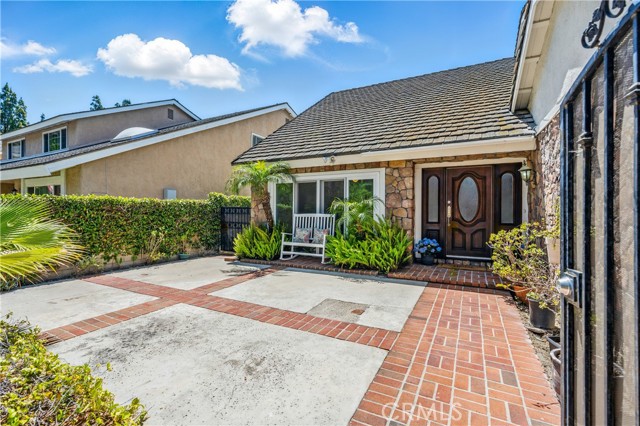 23032 Sonoita, Mission Viejo CA: https://media.crmls.org/medias/4c7be0f4-3cde-4657-8959-0301ea4c9e97.jpg