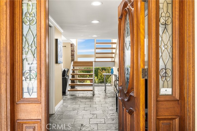 Detail Gallery Image 11 of 42 For 3058 Nestall Rd, Laguna Beach,  CA 92651 - 5 Beds | 2 Baths