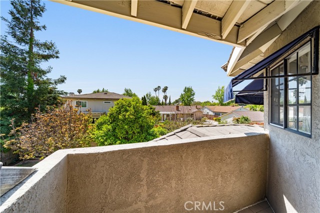 519 Connie Rae Way, Arcadia CA: https://media.crmls.org/medias/4c7c9f5f-8020-4d9d-8e54-3594051d52a8.jpg