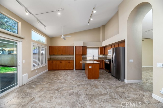 Detail Gallery Image 15 of 32 For 43240 Corte Almonte, Temecula,  CA 92592 - 3 Beds | 2 Baths