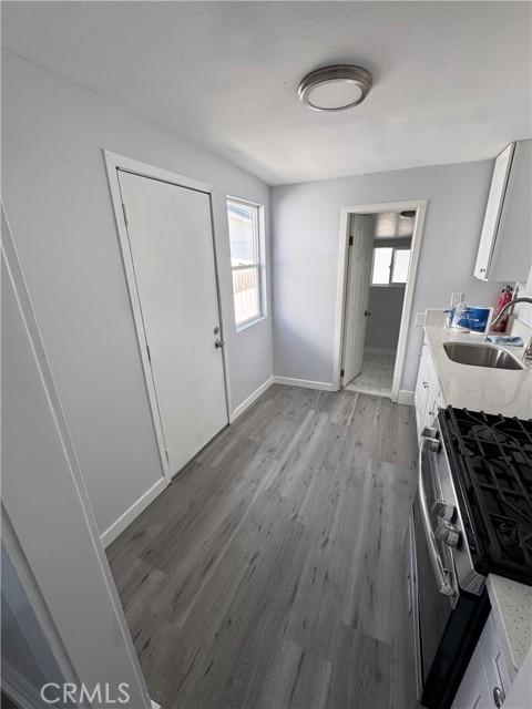 561 W 12th Street, San Pedro CA: https://media.crmls.org/medias/4c7ce8d8-1f70-498c-9c7e-ba5af8465733.jpg