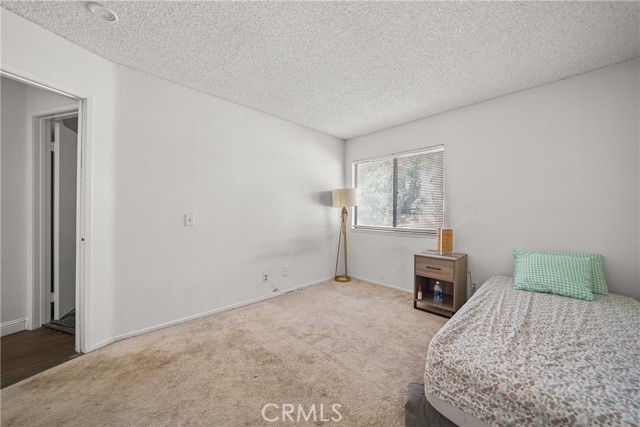 Detail Gallery Image 16 of 35 For 2441 Chandler Ave #4,  Simi Valley,  CA 93065 - 3 Beds | 2/1 Baths