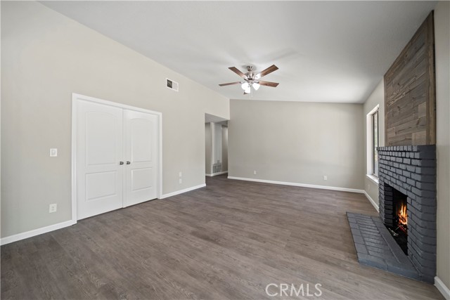 Detail Gallery Image 7 of 66 For 39342 Frontier Circus St, Palmdale,  CA 93591 - 4 Beds | 2 Baths