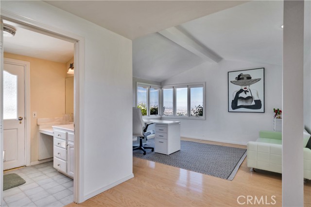 13 Buggy Whip Drive, Rolling Hills CA: https://media.crmls.org/medias/4c7e7cf0-a0c7-4096-8b3b-93c9377e6af8.jpg