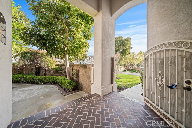 Detail Gallery Image 4 of 33 For 12 Larkmead, Aliso Viejo,  CA 92656 - 3 Beds | 2/1 Baths
