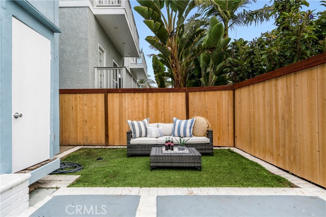 1506 Harper Avenue, Redondo Beach, California 90278, 4 Bedrooms Bedrooms, ,1 BathroomBathrooms,Residential,Sold,Harper,SB21222844