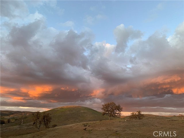 3150 Bluegrass Place, Creston CA: https://media.crmls.org/medias/4c7f7f7b-6e57-4d93-8173-e8d4ad58c979.jpg