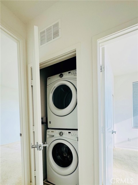 Detail Gallery Image 9 of 15 For 11407 Garvey Ave #B,  El Monte,  CA 91732 - 2 Beds | 2/1 Baths