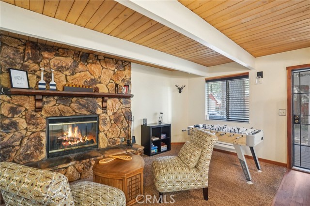 Detail Gallery Image 11 of 32 For 836 E Mountain View Bld, Big Bear City,  CA 92314 - 2 Beds | 2 Baths