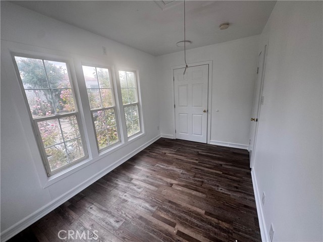 Detail Gallery Image 2 of 20 For 1261 S Plymouth Blvd, Los Angeles,  CA 90019 - 3 Beds | 1 Baths