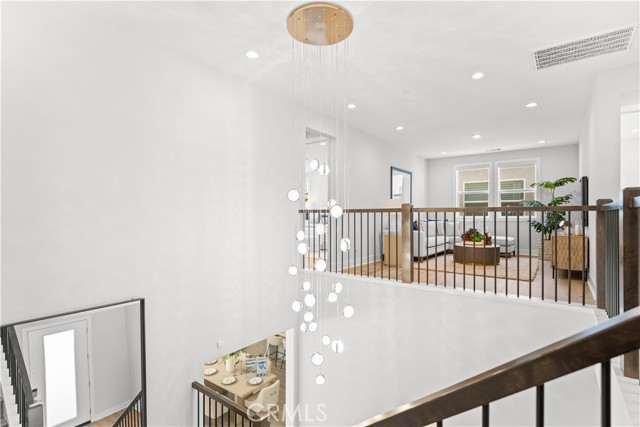 271 Huckleberry, Lake Forest CA: https://media.crmls.org/medias/4c80cf27-88d3-4a85-b7a7-8f3588f0f47a.jpg