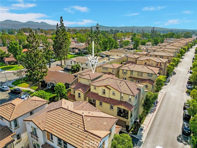 4c8251d8 6f56 41d7 81b3 Ee812b54820d