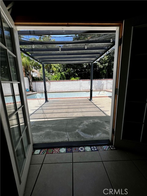 484 W 25th Street, San Bernardino CA: https://media.crmls.org/medias/4c832910-d9ea-4025-9721-8b7a6fcf15f7.jpg
