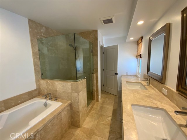 Detail Gallery Image 34 of 57 For 2137 Channel Rd, Newport Beach,  CA 92661 - 4 Beds | 2/1 Baths