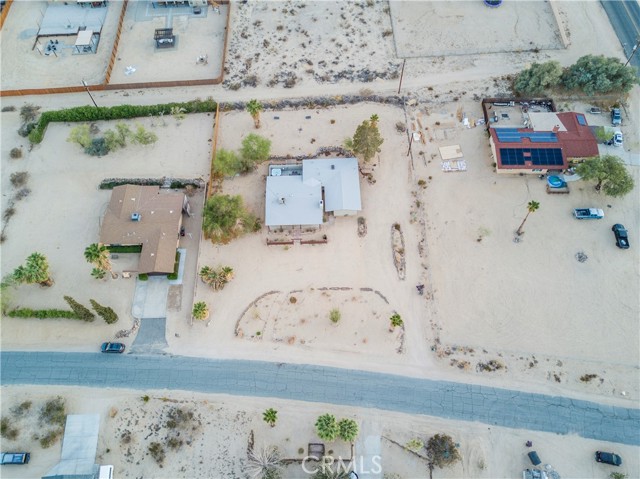 72939 Homestead Drive, 29 Palms CA: https://media.crmls.org/medias/4c842089-b589-4cd2-8367-40d837deac75.jpg
