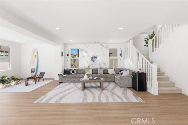 Detail Gallery Image 15 of 75 For 168 Somera, Irvine,  CA 92602 - 5 Beds | 4 Baths