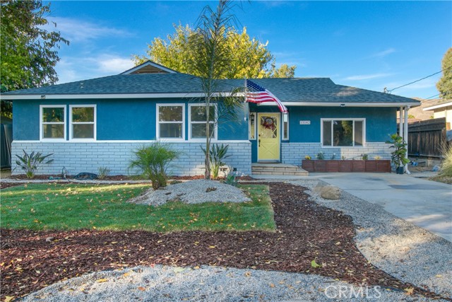 33142 Avenue D Yucaipa, California Adorably renovated 3 bedroom, 2 bath home on an 8,000 square foot lot. Complete with open concept great room with custom coffee bar and warming canary yellow door. New central air and heat. New kitchen, bathrooms, flooring, and paint. Newer water heater and roof. New windows, exterior doors, landscaping, and fencing. Neighbors only on one side!