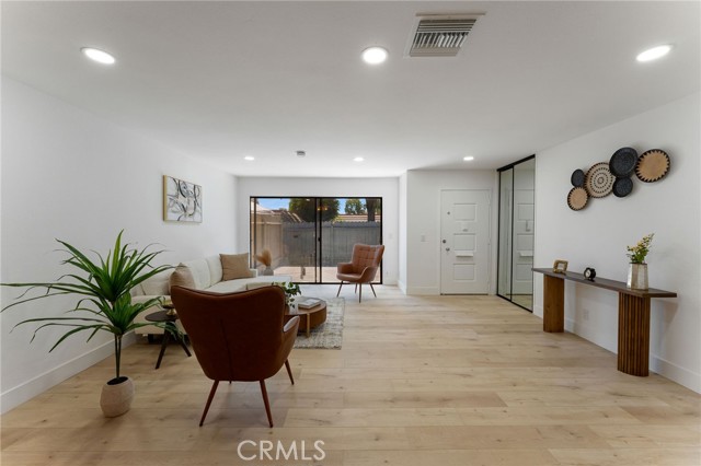 Detail Gallery Image 17 of 36 For 23521 Los Adornos, Aliso Viejo,  CA 92656 - 3 Beds | 2/1 Baths