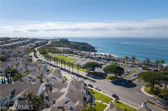 34112 Selva Rd., Dana Point CA: https://media.crmls.org/medias/4c87ddef-cef0-41f3-b1a7-50f4b9a15567.jpg