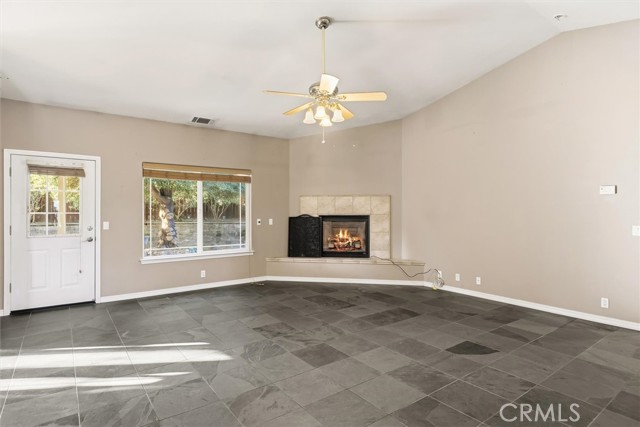 3856 Orillas Way, Atascadero CA: https://media.crmls.org/medias/4c87f540-6906-4009-8fc1-3669d20993b9.jpg