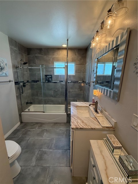 13906 S Kalsman Avenue, Compton CA: https://media.crmls.org/medias/4c881c41-a2ba-4ae6-b938-7c45fa15ef36.jpg