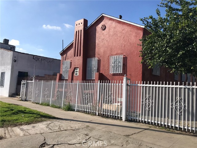 8409 S Central Ave, Los Angeles, CA 90001