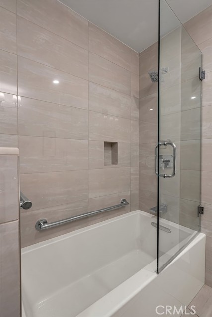Detail Gallery Image 24 of 50 For 3641 Somerset, Los Angeles,  CA 90016 - 3 Beds | 2 Baths