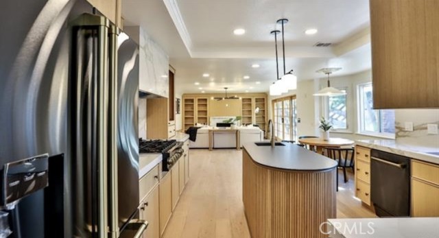 Detail Gallery Image 3 of 19 For 5505 Paseo Joaquin, Yorba Linda,  CA 92886 - 4 Beds | 4 Baths