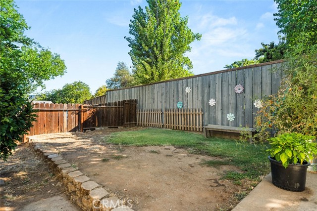 2870 Orange Avenue, Oroville CA: https://media.crmls.org/medias/4c8b3282-3103-4e5a-9019-bae92a6cb349.jpg