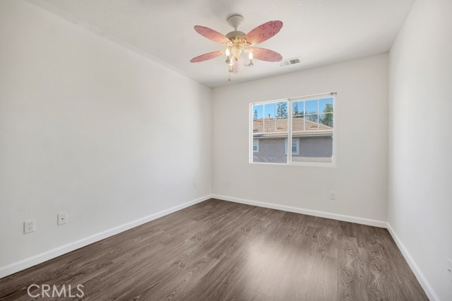 Detail Gallery Image 29 of 47 For 7635 N Twining Way, Canoga Park,  CA 91304 - 3 Beds | 2/1 Baths